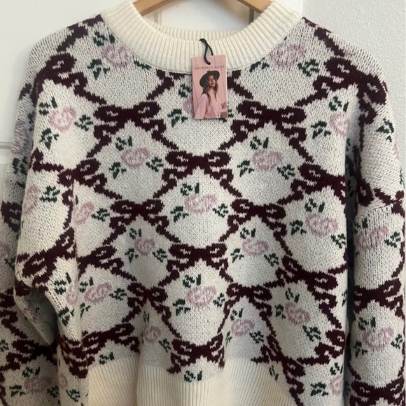 Sincerly Jules Sweaters - Sincerely Jules Bow And Floral Sweater